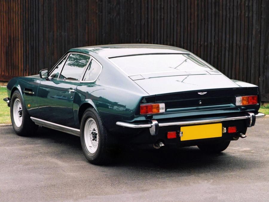  Aston Martin V8 (Series V) 1986 года  (UK) (фото 11 из 21)